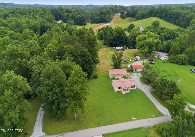Homes for sale in Wartburg, TN | 171 T Q Heidel Rd, Wartburg, TN 37887 | MLS# 1347652