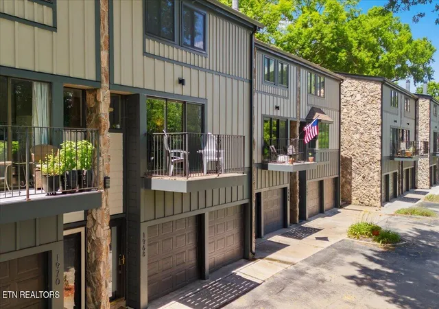 Photo 1 of Condo for sale at 1968 Cherokee Blf Dr, Knoxville, TN 37920 | MLS# 1347657 | Listing updated on 2026-09-04