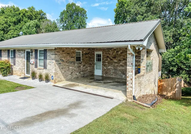 4th image of 2919 W Woodbine Dr, Maryville, TN 37803 | MLS# 1347777