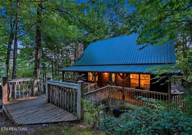 2nd image of 739 Stonegate Wy, Townsend, TN 37882 | MLS# 1347697