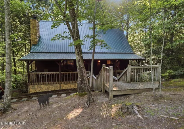 Photo 3 of Single family home for sale at 739 Stonegate Way, Townsend, TN 37882 | MLS# 1347697 | Listing updated on 2026-07-10