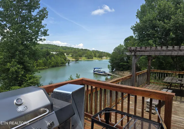 Homes for sale in Sevierville, TN | 1034 Sierra Wy, Sevierville, TN 37876 | MLS# 1347544