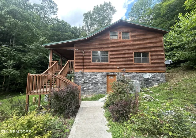 1st image of 141 Dillon Ln, Caryville, TN 37714 | MLS# 1347925