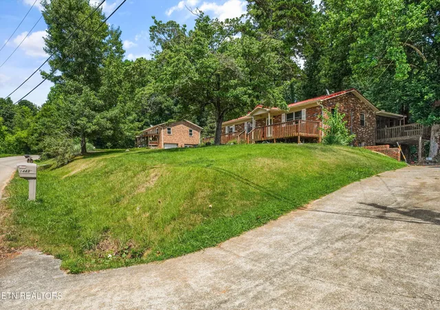 Homes for sale in Louisville, TN | 1443 Johnathan Dr, Louisville, TN 37777 | MLS# 1347716