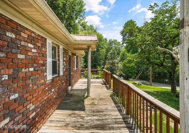 Homes for sale in Louisville, TN | 1443 Johnathan Dr, Louisville, TN 37777 | MLS# 1347716