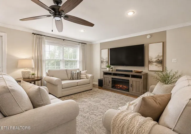 4th image of 3748 Whitworth Dr, Knoxville, TN 37938 | MLS# 1347835