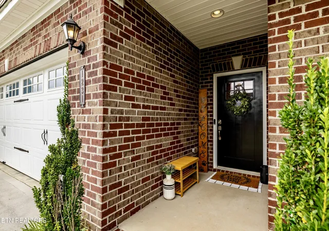 3rd image of 1231 Branch Creek Ln, Maryville, TN 37801 | MLS# 1347698