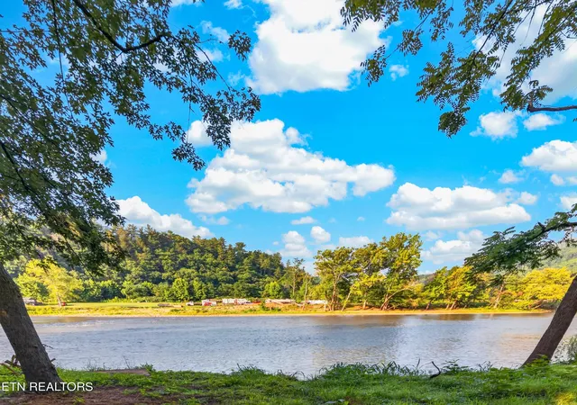 4th image of 0 E Hwy 25-70, Del Rio, TN 37727 | MLS# 1347655