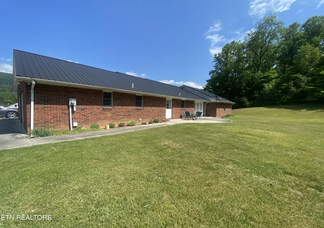 Homes for sale in Rose Hill, VA | 5064 Dr Thomas Walker Rd, Rose Hill, VA 24281 | MLS# 1347676