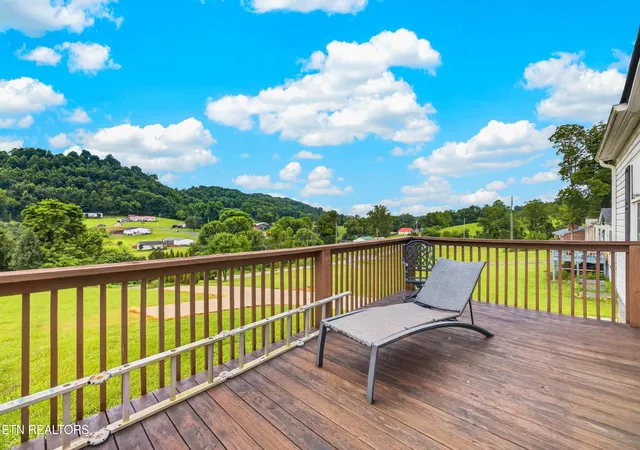Homes for sale in Church Hill, TN | 4161 Carters Valley Rd, Church Hill, TN 37642 | MLS# 1347677