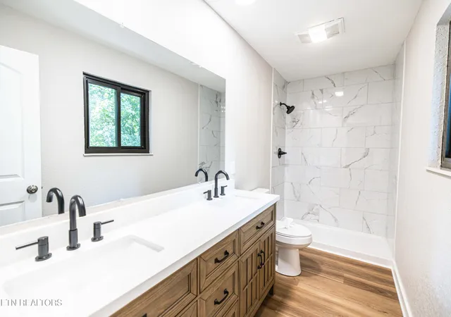 3rd image of 107 Garnet Ln, Oak Ridge, TN 37830 | MLS# 1347801