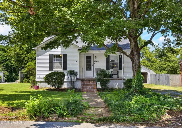 Photo 3 of Single family home for sale at 1343 NW Brown Ave, Cleveland, TN 37311 | MLS# 1347999 | Listing updated on 2026-09-22