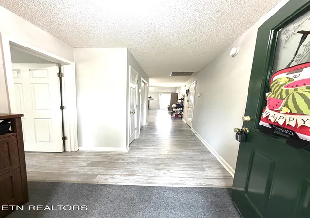 4th image of 369 Hawthorne Oaks Wy, Powell, TN 37849 | MLS# 1347805