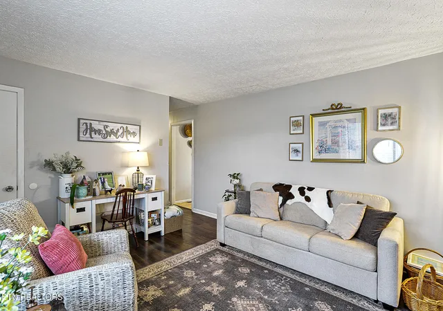 4th image of 8221 Broken Arrow Dr, Knoxville, TN 37923 | MLS# 1347880