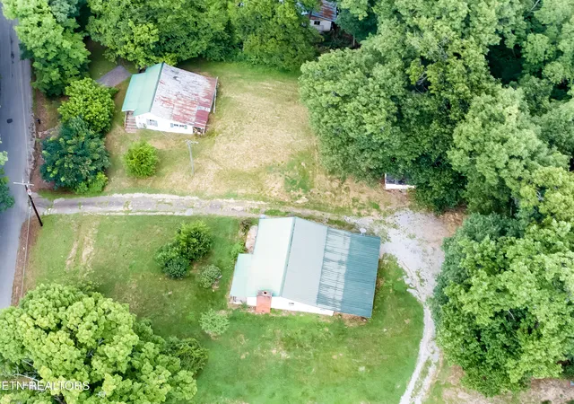 Homes for sale in Mascot, TN | 2518 Roseberry Rd, Mascot, TN 37806 | MLS# 1347789