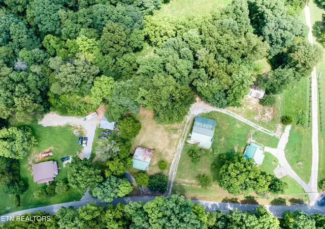 Homes for sale in Mascot, TN | 2518 Roseberry Rd, Mascot, TN 37806 | MLS# 1347789