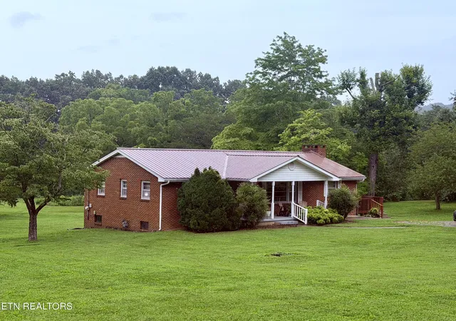 1st image of 371 Pinecrest Rd, Jacksboro, TN 37757 | MLS# 1347824