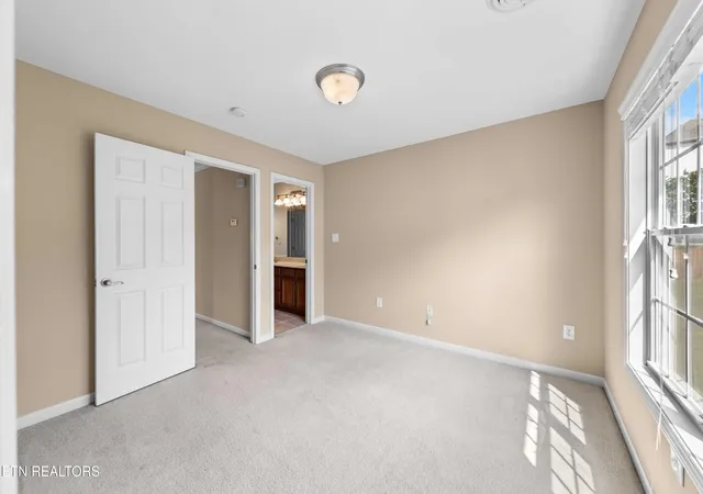 Photo 3 of Single family home for sale at 3331 Cliffbranch Ln, Knoxville, TN 37931 | MLS# 1347862 | Listing updated on 2026-08-27