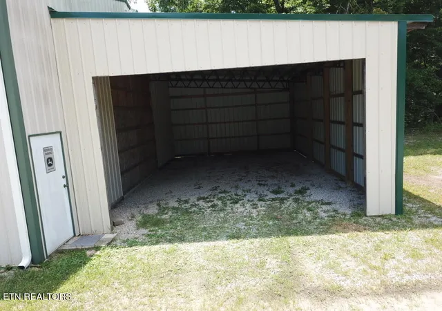 3rd image of 6845 Wassom Memorial Hwy, Grandview, TN 37337 | MLS# 1347812