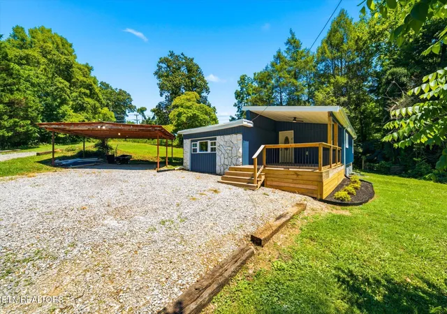3rd image of 2401 Maryville Pike, Knoxville, TN 37920 | MLS# 1347902