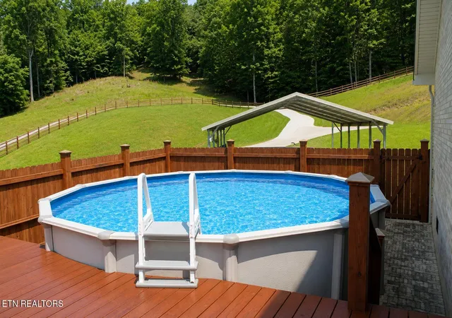 Homes for sale in Pineville, KY | 97 Joe E Dell Rd, Pineville, KY 40977 | MLS# 1348055