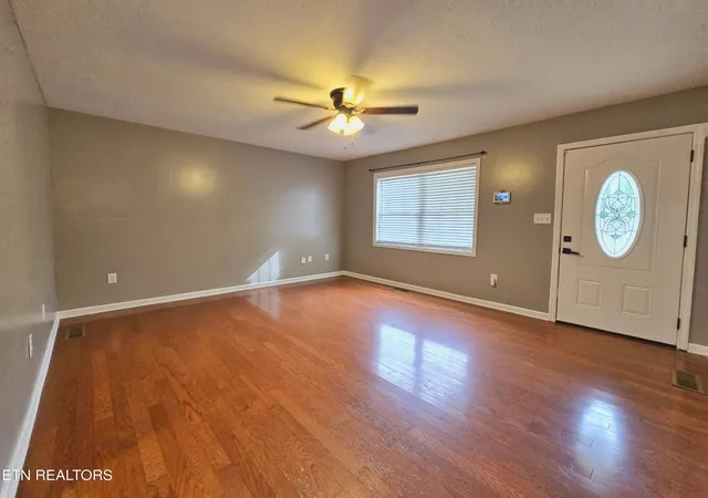 5th image of 516 N 11Th St, La Follette, TN 37766 | MLS# 1347966