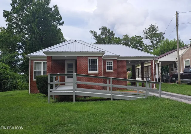 3rd image of 59 Brown Ave, Crossville, TN 38555 | MLS# 1347970