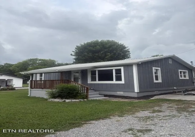 2nd image of 405 Greenwood Cir, Madisonville, TN 37354 | MLS# 1347967