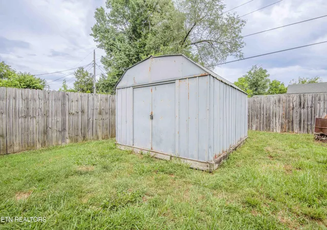 29th image of 2335 Grove St, Maryville, TN 37804 | MLS# 1347974