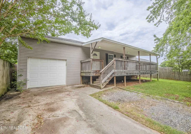 2nd image of 2335 Grove St, Maryville, TN 37804 | MLS# 1347974
