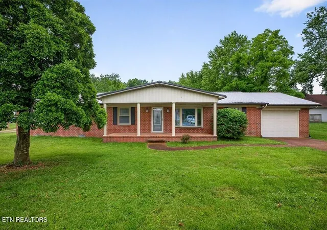 Photo 2 of Single family home for sale at 1115 Patrick St, Cookeville, TN 38501 | MLS# 1348169 | Listing updated on 2026-07-29