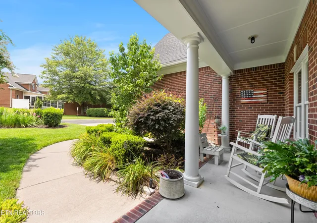 3rd image of 2360 Pauly Brook Wy, Knoxville, TN 37932 | MLS# 1348084