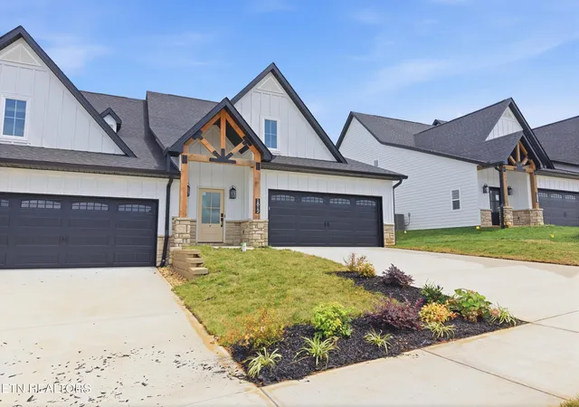 3rd image of 1812 Poplar Spgs Pl, Maryville, TN 37803 | MLS# 1348179