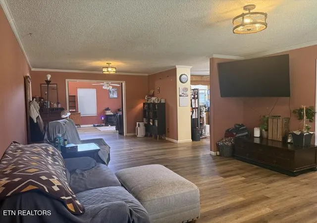 Photo 3 of Single family home for sale at 2505 Kenwood Dr, Athens, TN 37303 | MLS# 1348041 | Listing updated on 2026-09-24