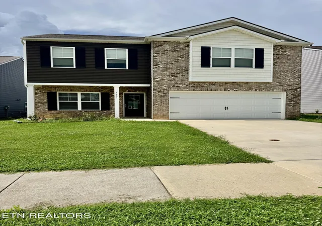 Photo 2 of Sale Pending at 4431 Judith Fox Ln, Knoxville, TN 37938 | MLS# 1348074 | Listing updated on 2026-09-15