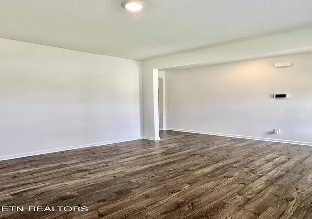 Photo 4 of Sale Pending at 4431 Judith Fox Ln, Knoxville, TN 37938 | MLS# 1348074 | Listing updated on 2026-09-15