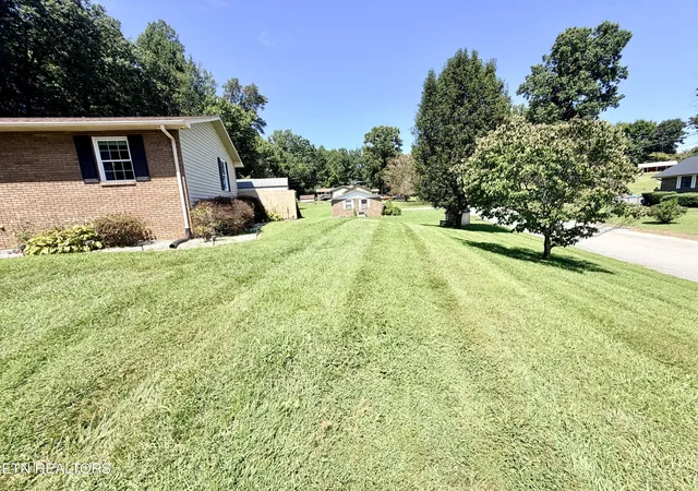 Photo 3 of Sale Pending at 259 Cardwell Dr, Tazewell, TN 37879 | MLS# 1353688 | Listing updated on 2026-09-08
