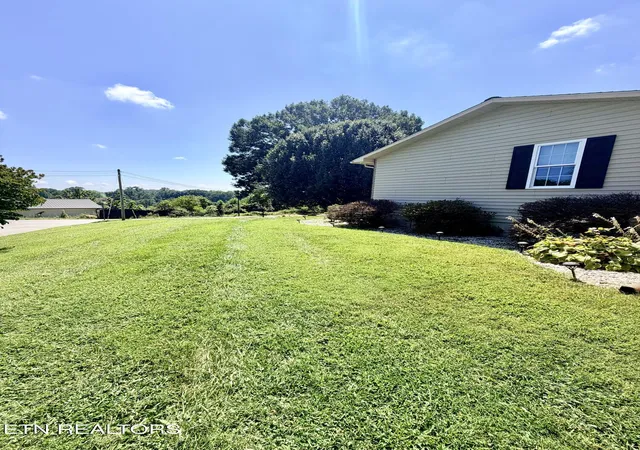 Photo 3 of Sale Pending at 259 Cardwell Dr, Tazewell, TN 37879 | MLS# 1353688 | Listing updated on 2026-09-08