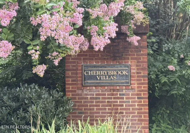 1st image of 1303 Hazelgreen Wy #53, Knoxville, TN 37912 | MLS# 1348109