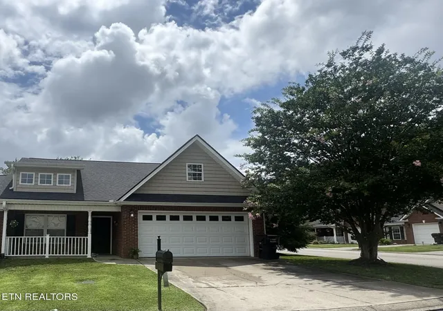 2nd image of 1303 Hazelgreen Wy #53, Knoxville, TN 37912 | MLS# 1348109