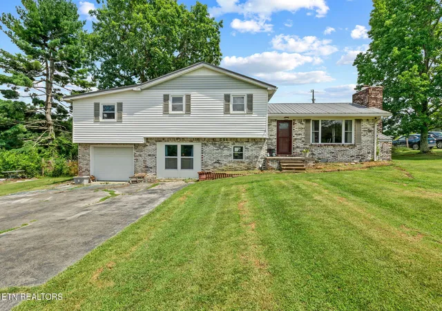 1st image of 76 Spencer Ln, Crossville, TN 38571 | MLS# 1348157