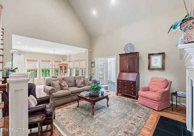 Photo 4 of Single family home for sale at 801 Mckinley Pointe Ln, Farragut, TN 37934 | MLS# 1348163 | Listing updated on 2026-09-16