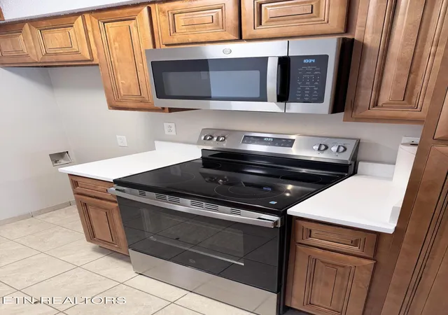 Homes for sale in Knoxville, TN | 4434 Townhouse Wy, Knoxville, TN 37921 | MLS# 1348146
