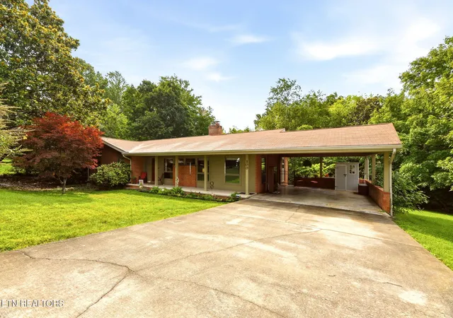 1st image of 100 Westlook Cir, Oak Ridge, TN 37830 | MLS# 1348186