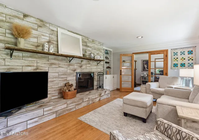 5th image of 100 Westlook Cir, Oak Ridge, TN 37830 | MLS# 1348186