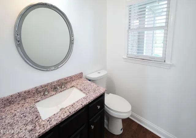 Photo 4 of Sale Pending at 123 Capital Cir, Oak Ridge, TN 37830 | MLS# 1348816 | Listing updated on 2026-09-15
