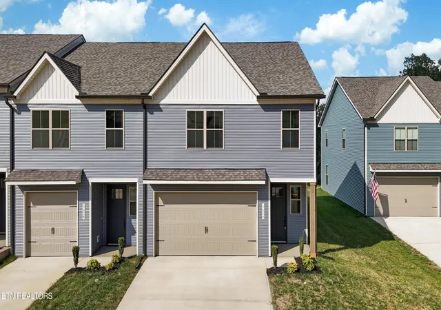Photo 1 of Sale Pending at 1616 Bennett Village Dr, Maryville, TN 37804 | MLS# 1348632 | Listing updated on 2026-09-14