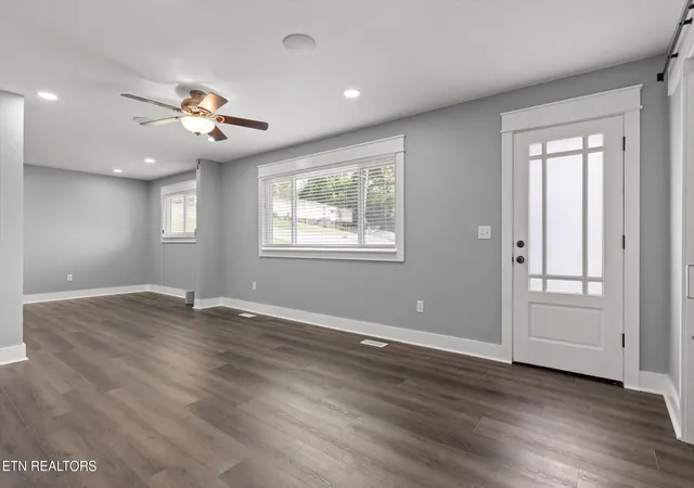 Photo 2 of Single family home for sale at 2900 Siener Ln, Chattanooga, TN 37411 | MLS# 1353316 | Listing updated on 2026-08-27
