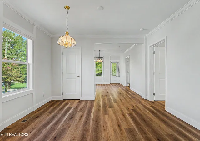 Photo 3 of Single family home for sale at 1810 Reynolds St, Knoxville, TN 37921 | MLS# 1351036 | Listing updated on 2026-09-18