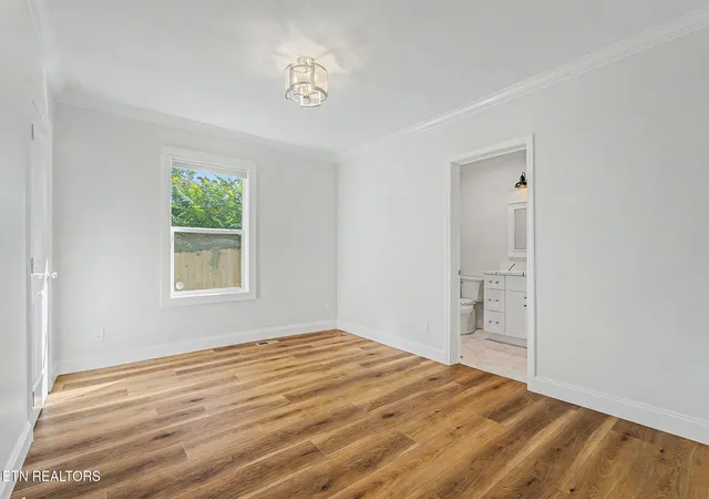 Photo 4 of Single family home for sale at 1810 Reynolds St, Knoxville, TN 37921 | MLS# 1351036 | Listing updated on 2026-09-18